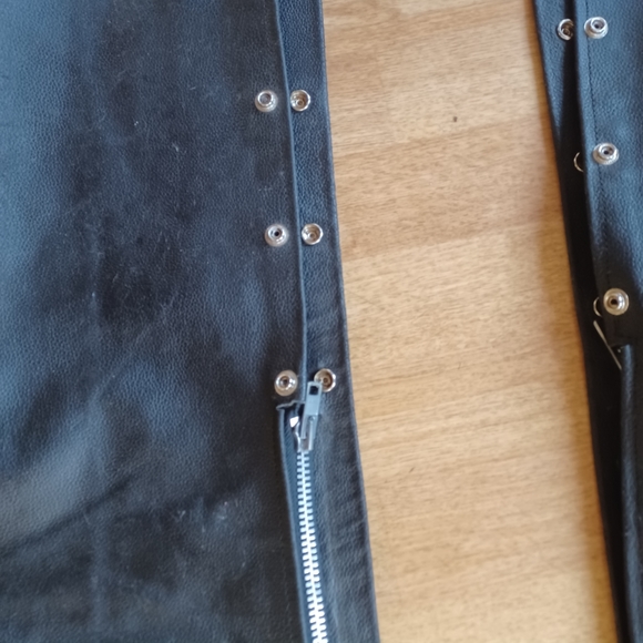 Motorcycle chaps leather size medium - Picture 3 of 6